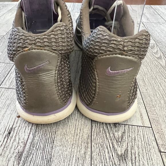 Nike Dayfly Ultralight Mesh Training Running Shoe Women’s 7.5 Gray Athleisure - Picture 5 of 6